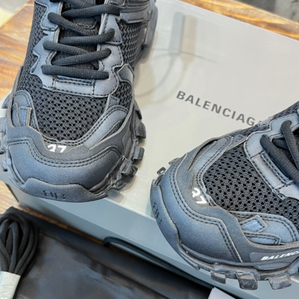 Balenciaga Track.3 Trainers - BG001