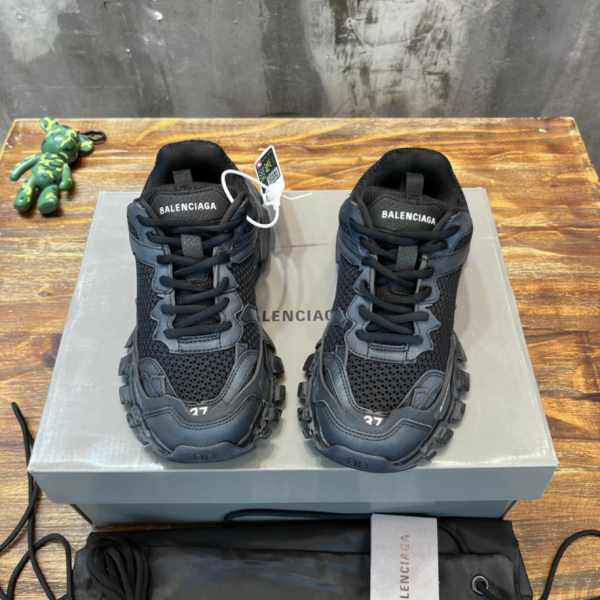 Balenciaga Track.3 Trainers - BG001