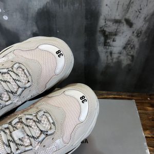 Balenciaga Triple S Trainers - BG010