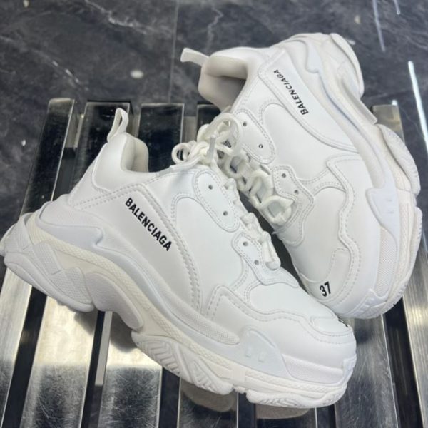 Balenciaga Triple S Trainers - BG013