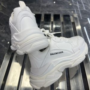 Balenciaga Triple S Trainers - BG013