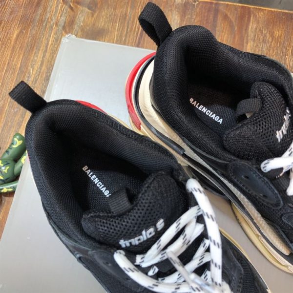 Balenciaga Triple S Trainers - BG015