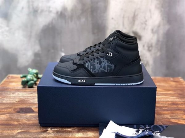 Dior B27 High-Top Sneaker - DR032