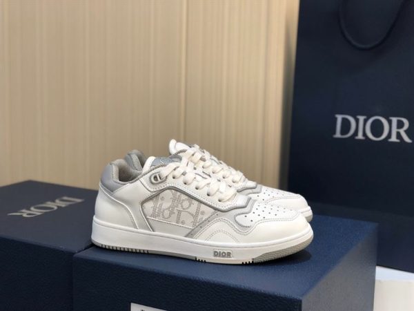 Dior B27 Low-Top Sneaker - DR037