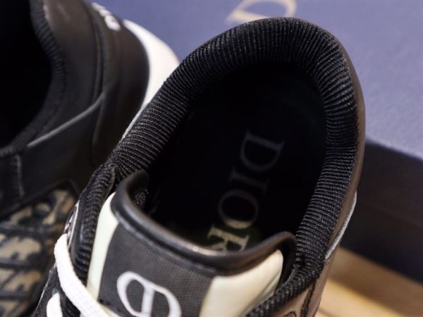 Dior B27 Low-Top Sneaker - DR043