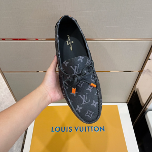 Louis Vuitton Driver Moccasin - LD001