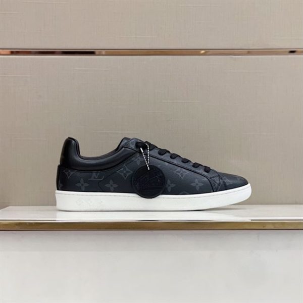 Louis Vuitton Luxembourg Sneaker - LS021