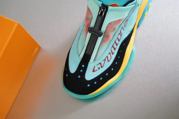 Louis Vuitton Millenium Sneaker - LS062