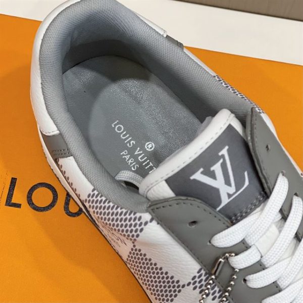 Louis Vuitton Rivoli Sneaker - LS029