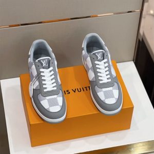 Louis Vuitton Rivoli Sneaker - LS029