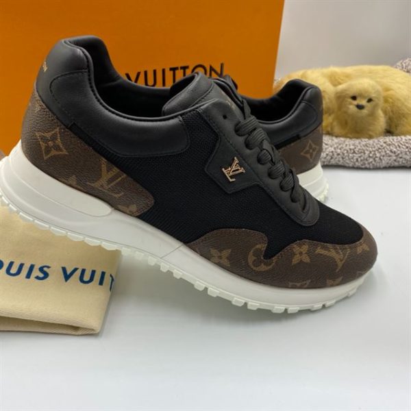 Louis Vuitton Run Away Sneaker - LS015