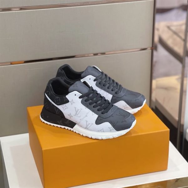 Louis Vuitton Run Away Sneaker - LS016