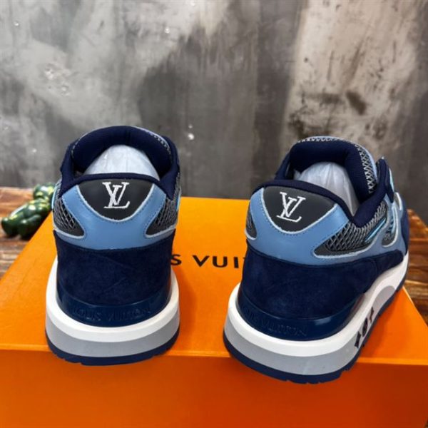 Louis Vuitton Run Away Sneaker - LS073