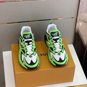 Louis Vuitton Runner Tatic Sneaker - LS064