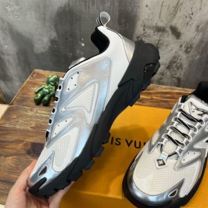 Louis Vuitton Runner Tatic Sneaker - LS066