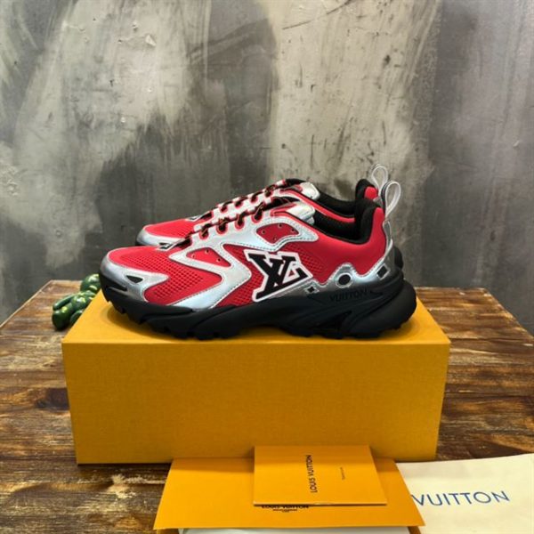 Louis Vuitton Runner Tatic Sneaker - LS067