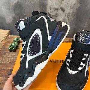 Louis Vuitton Trainer 2 Sneaker - LS003