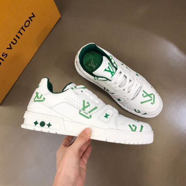 Louis Vuitton Trainer Sneaker - LS006