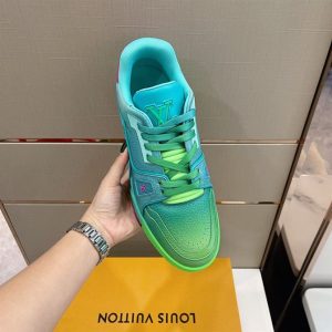 Louis Vuitton Trainer Sneaker - LS030