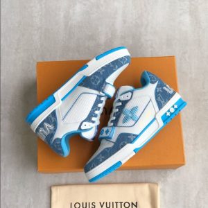 Louis Vuitton Trainer Sneaker - LS040