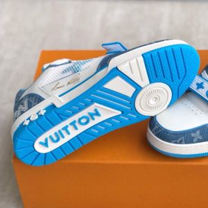 Louis Vuitton Trainer Sneaker - LS040