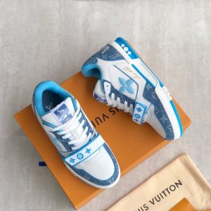 Louis Vuitton Trainer Sneaker - LS040