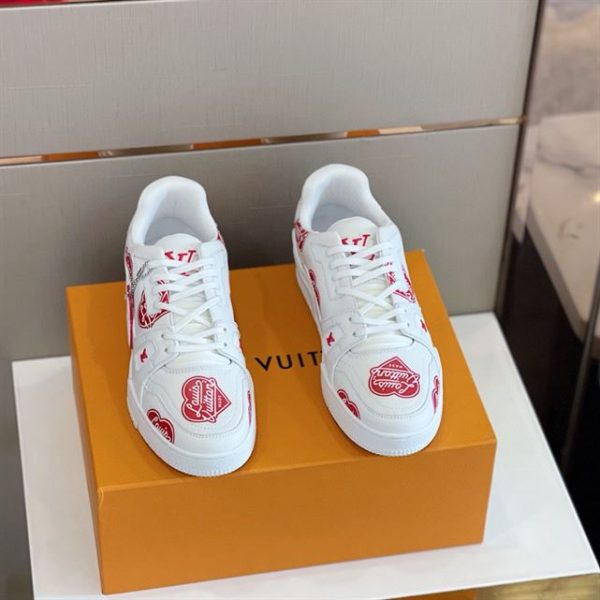 Louis Vuitton Trainer Sneaker - LS047