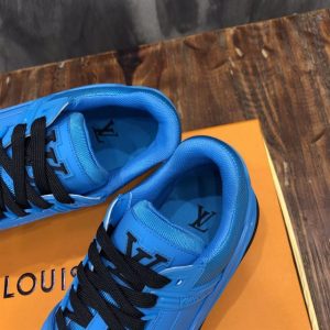 Louis Vuitton Trainer Sneaker - LS049