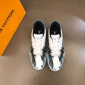 Louis Vuitton Trainer Sneaker - LS077