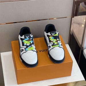 Louis Vuitton Trainer Sneaker - LS078