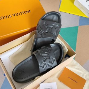 Louis Vuitton Waterfront Mule - LW002