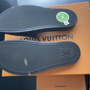 Louis Vuitton Waterfront Mule - LW006