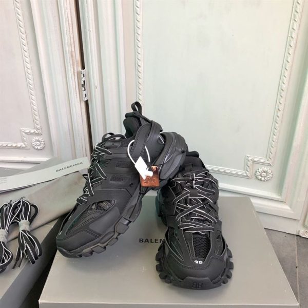 Balenciaga Track Trainers - BG017