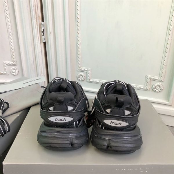 Balenciaga Track Trainers - BG017