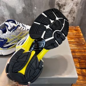 Balenciaga Runner Trainers - BG032