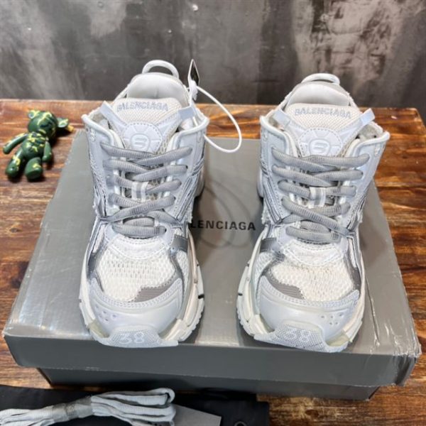 Balenciaga Runner Trainers - BG033