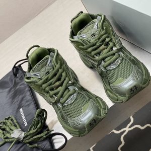 Balenciaga Runner Trainers - BG037