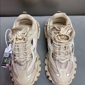 Balenciaga Track 2.0 Trainers - BG028