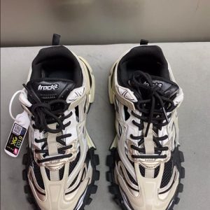 Balenciaga Track 2.0 Trainers - BG031