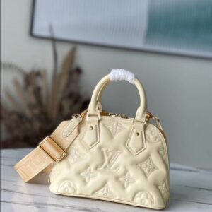 Louis Vuitton Alma BB Handbag - LH40