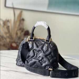 Louis Vuitton Alma BB Handbag - LH41