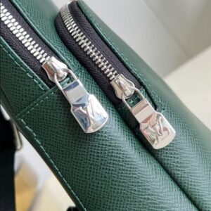 Louis Vuitton Avenue Slingbag - LB95