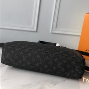 Louis Vuitton Briefcase Explorer - BL01