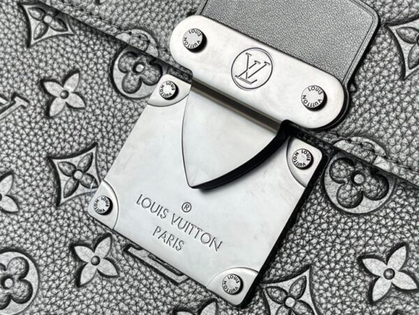 Louis Vuitton Briefcase Taurillon Monogram Bags - BL10