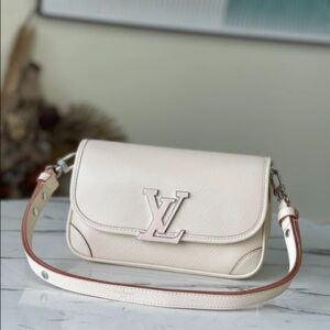 Louis Vuitton Buci Cross Body Bag - LH30