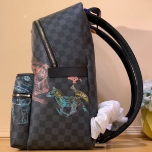 Louis Vuitton Discovery Backpack - LP09