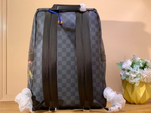 Louis Vuitton Discovery Backpack - LP09