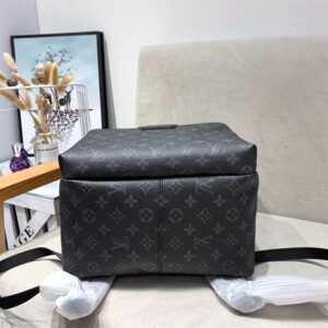 Louis Vuitton Discovery Backpack - LP13