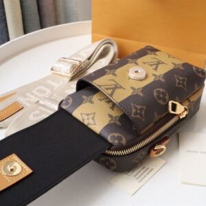 Louis Vuitton Flap Double Phone Pouch - LBS12