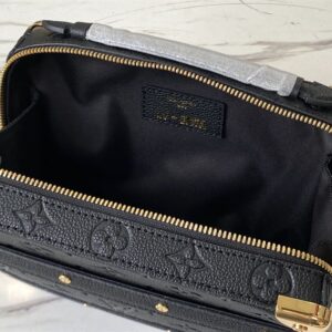 Louis Vuitton Handle Soft Trunk Bag - LB53